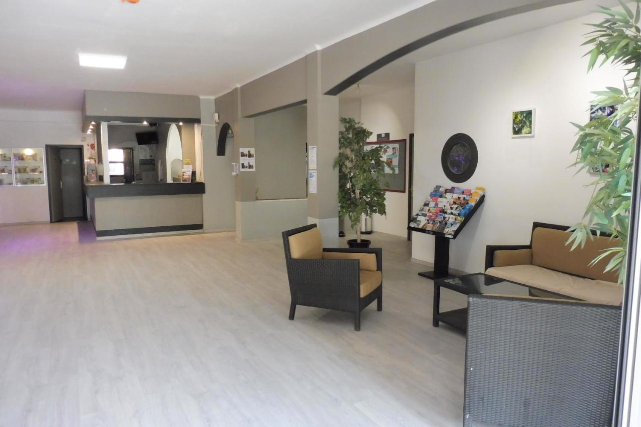 Ulvf Les Residences Du Colombier Fréjus المظهر الخارجي الصورة